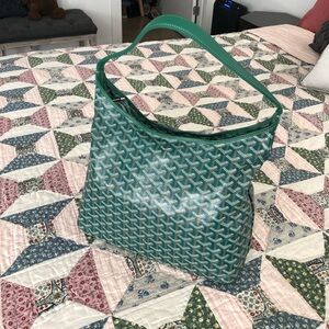 ❌ SOLD ❌ Goyard Boheme hobo shoulder bag in green